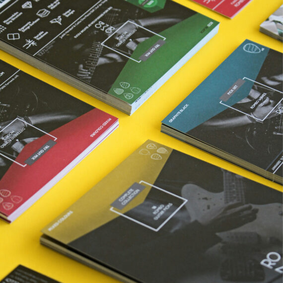 Small format printing machine producing signage